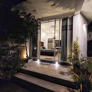 2* Bed and breakfast Chen - Near Airport