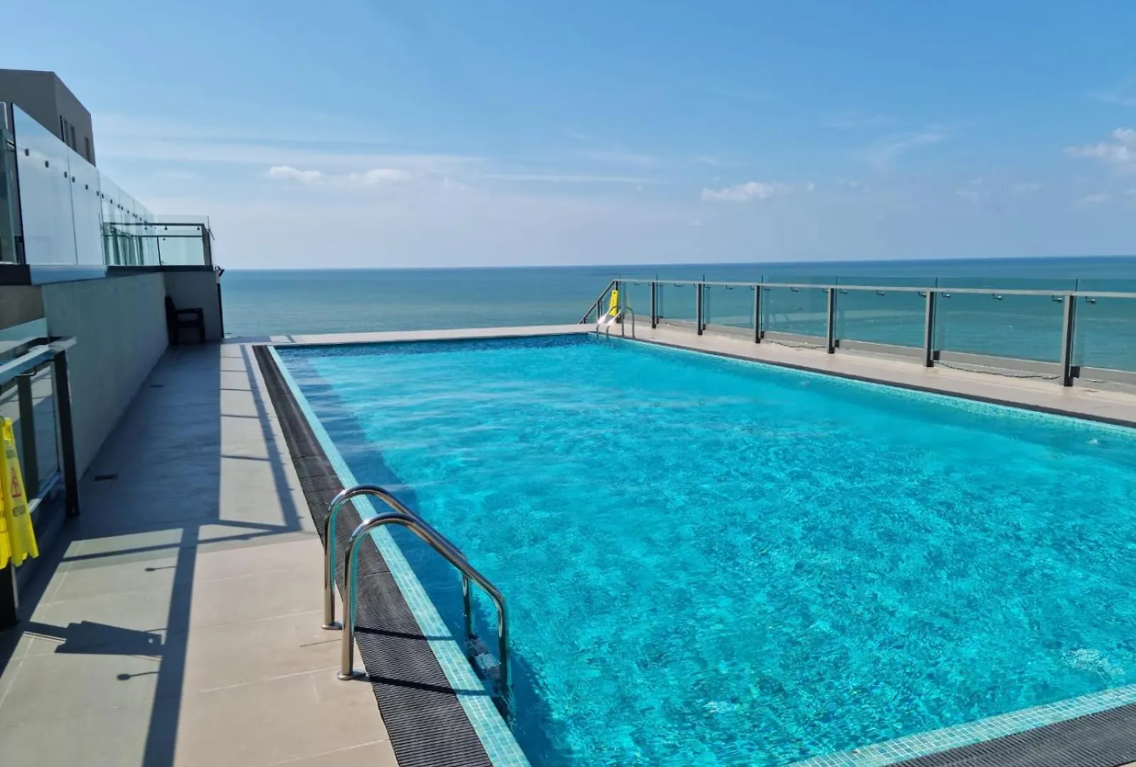 Sea View Luxury Apartments By Tyronne Negombo Sri Lanka