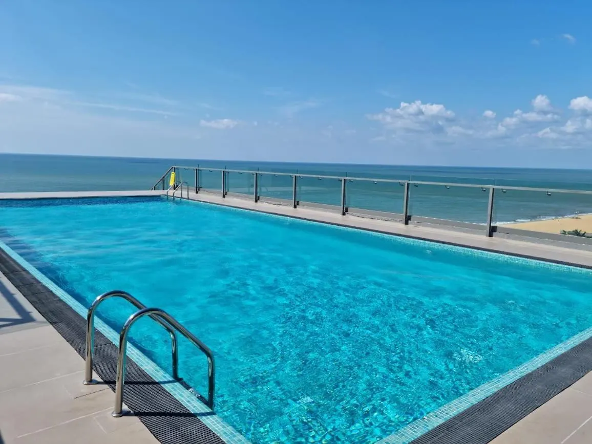 Sea View Luxury Apartments By Tyronne Negombo
