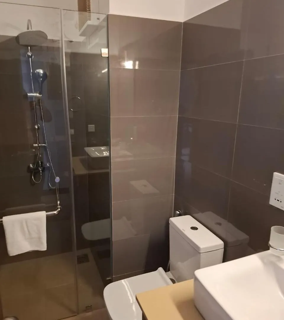 Sea View Luxury Apartments By Tyronne Negombo