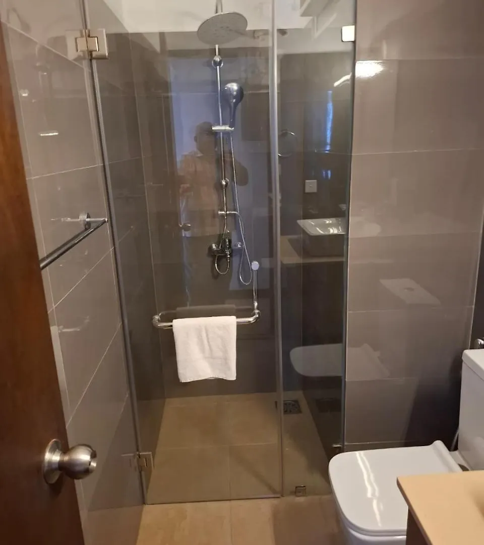Sea View Luxury Apartments By Tyronne Negombo