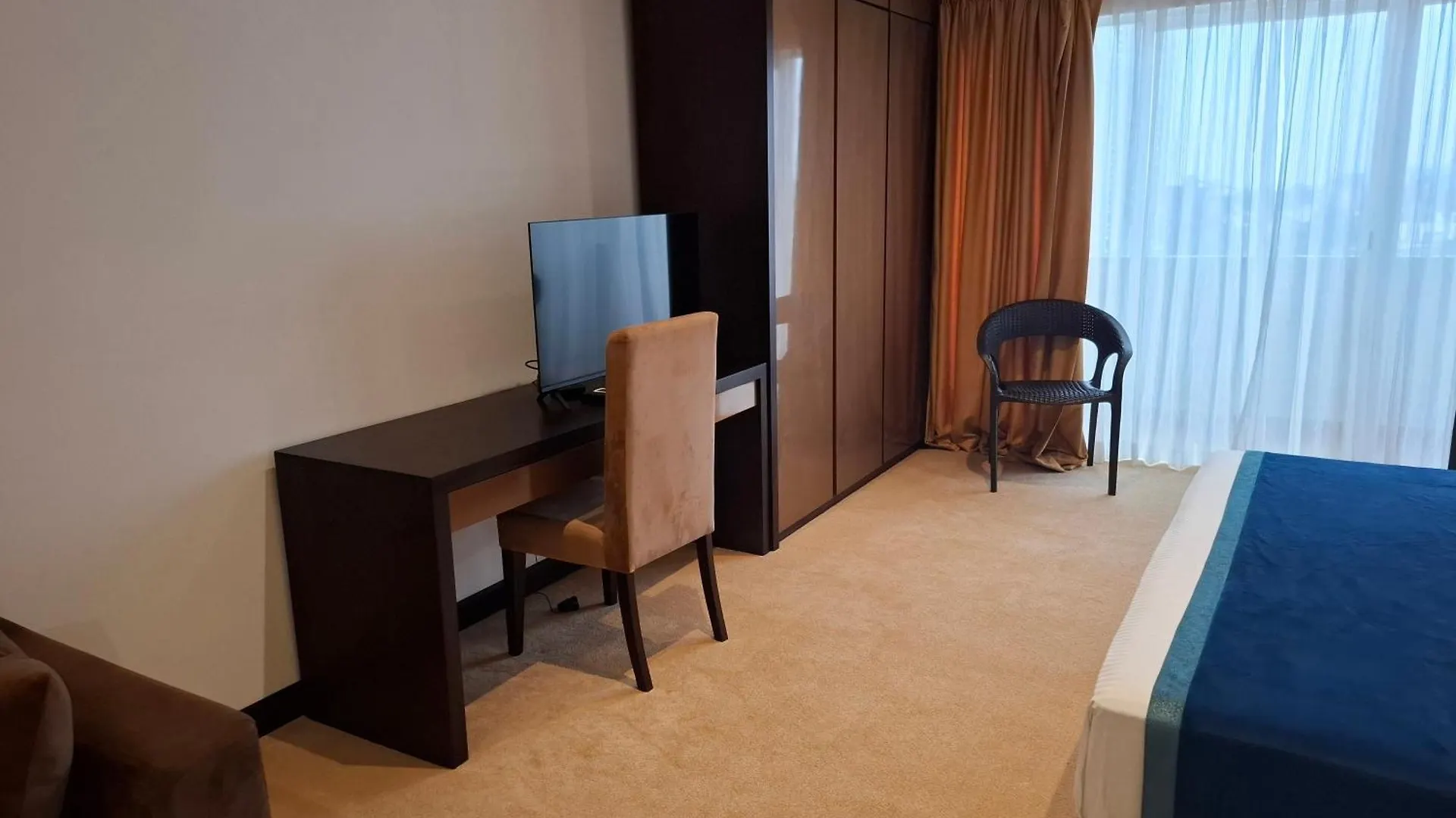 Sea View Luxury Apartments By Tyronne Negombo